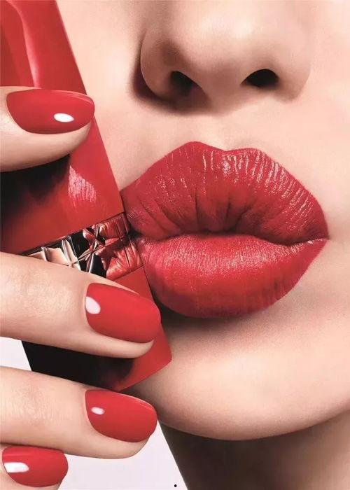 吃瓜红色迪奥,吃瓜群众的时尚盛宴