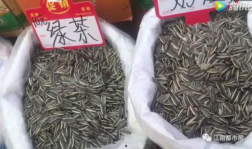 泡水瓜还敢吃么,泡水瓜还能食用吗？揭秘泡水瓜的安全与食用指南