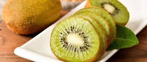 做到理性吃瓜,揭秘网络舆论背后的真相